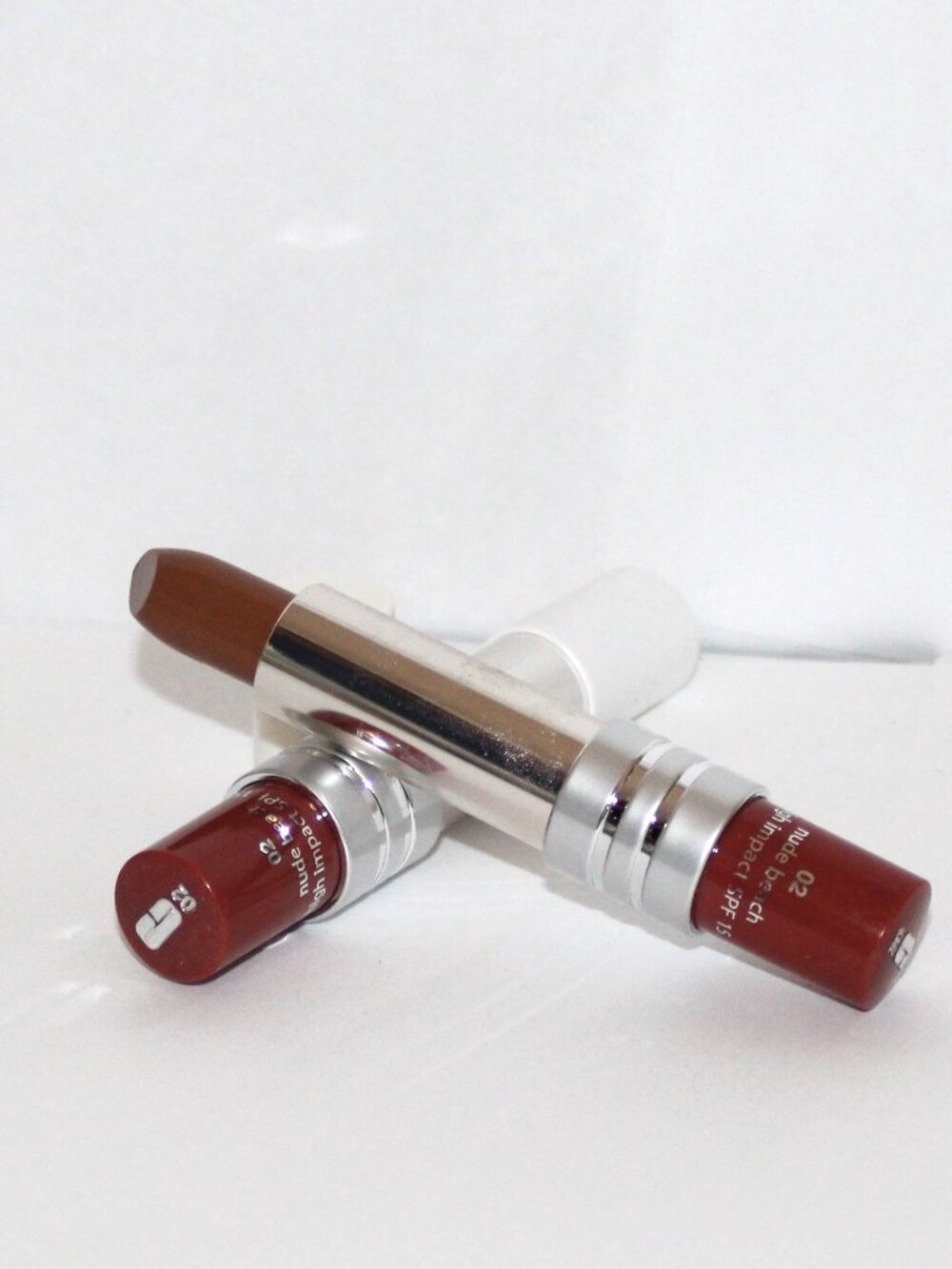 CLINIQUE LIPSTICK HIGH IMPACT SPF 15 #02 "NUDE BEACH" LOT OF 2